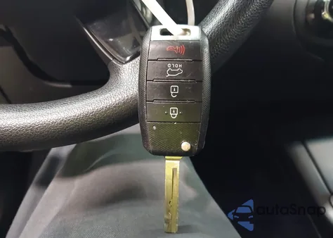 2019 Kia Sorento 2.4L Lx from USA, damaged, VIN 5XYPGDA38KG550909